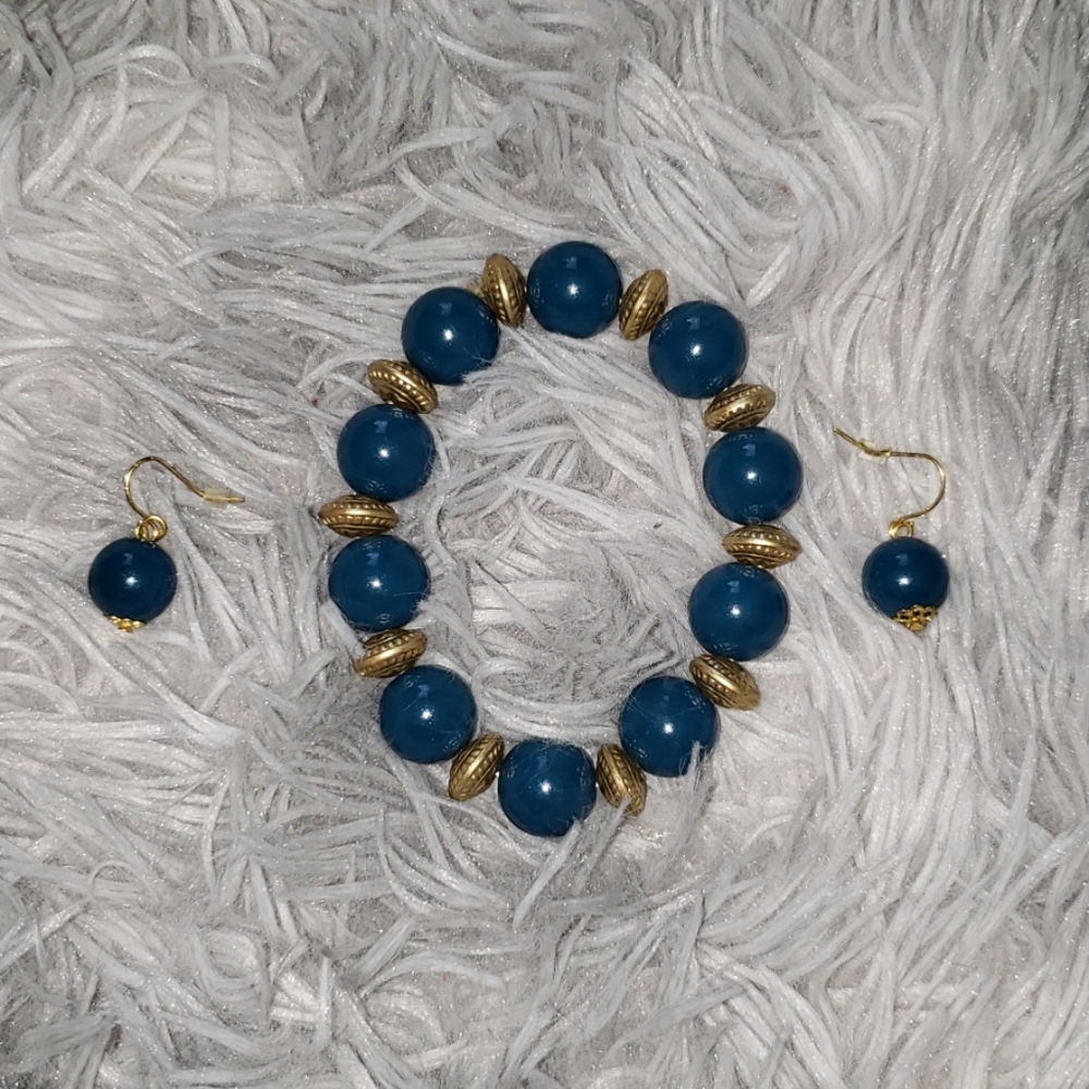 Teal Bracelet and Earrings Set